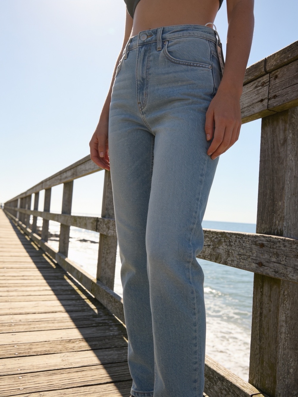 Pistola Charlie Classic High-Rise Straight Leg Jeans - Light Blue Wash Size 28